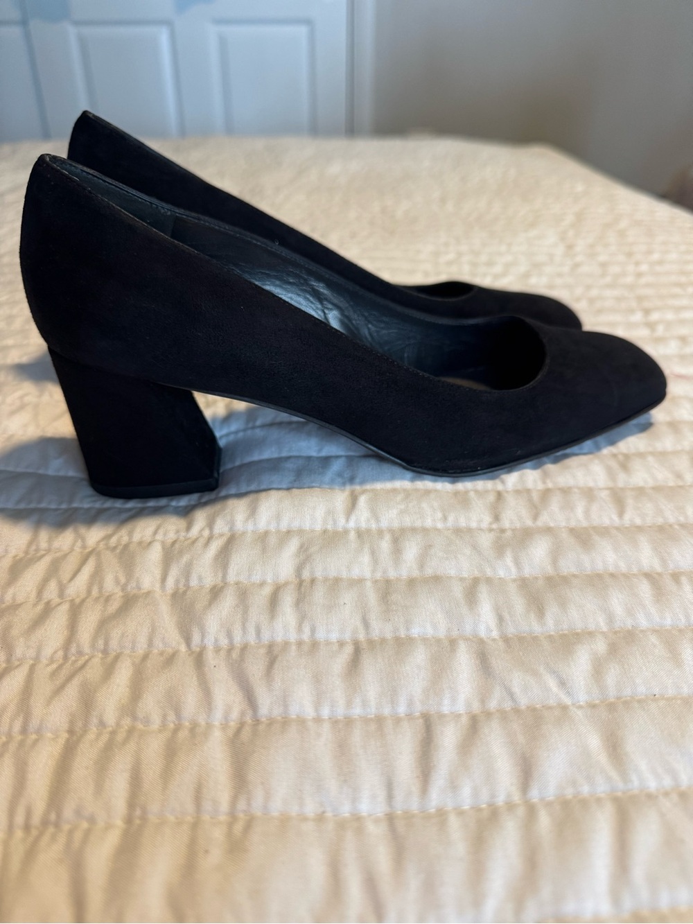 stuart weitzman black suede block heel pumps size 7.5 m